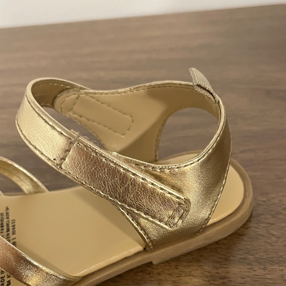 H&M Gold Strappy Kids Sandals - Picture 4 of 8